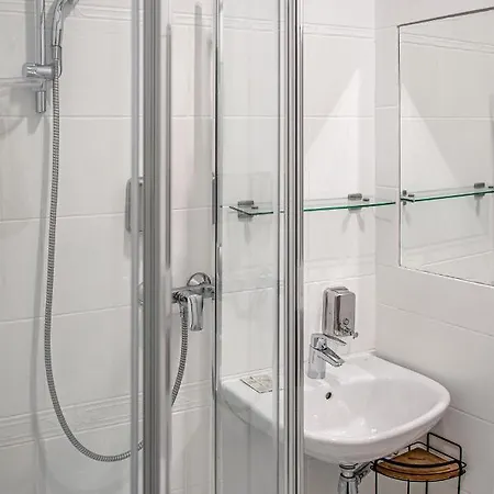 Royal Frühstückspension 4*