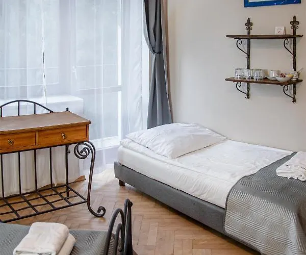 Bed & Breakfast Royal 4*