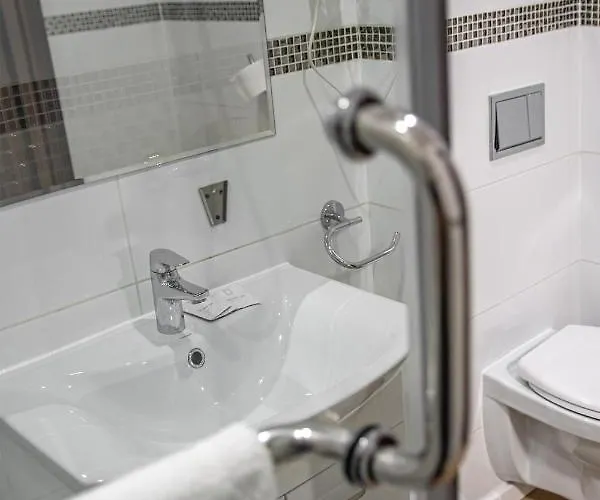 Bed & Breakfast Royal 4*